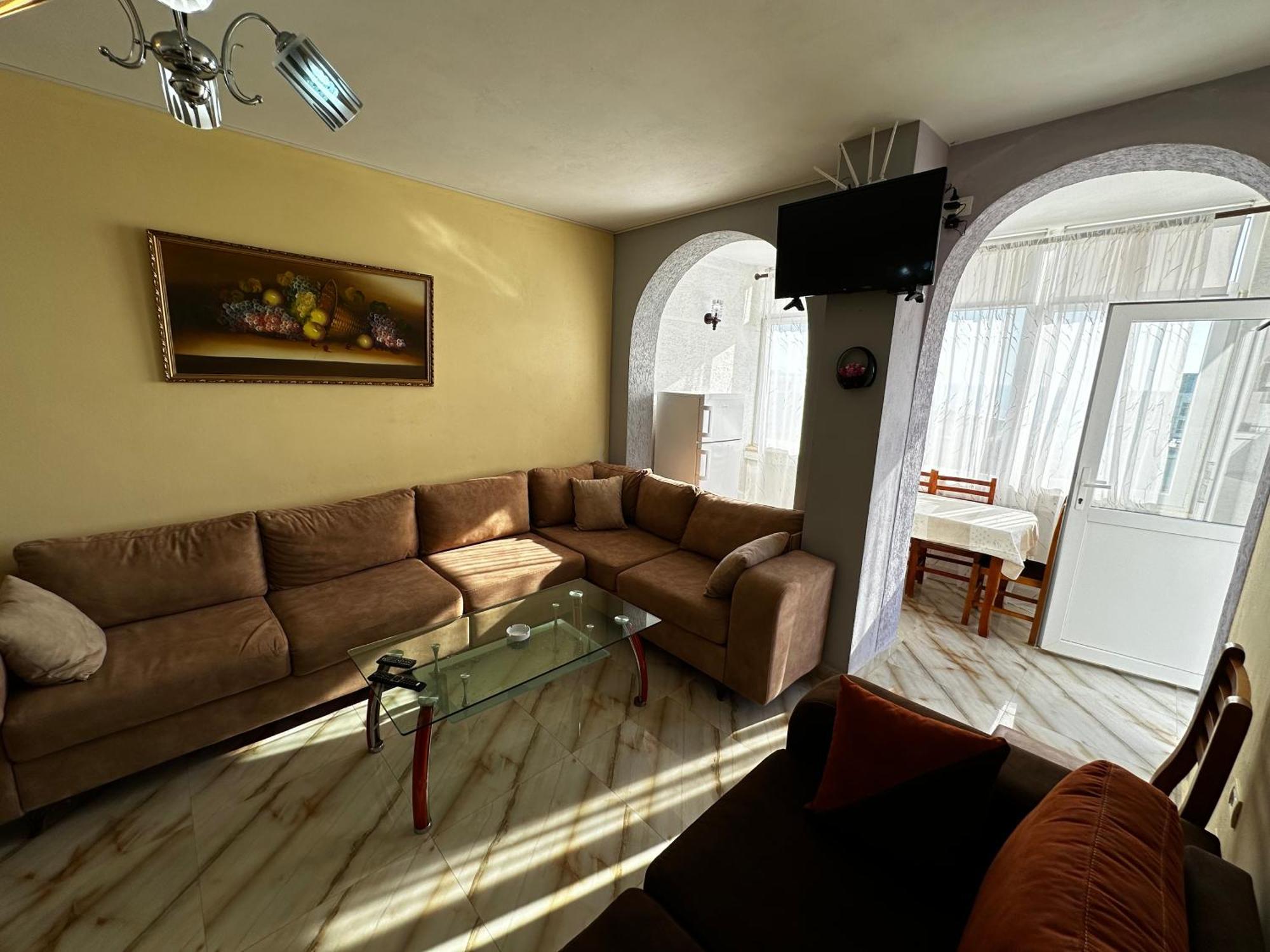 Romance Holiday Garden Inn Durrës Eksteriør billede
