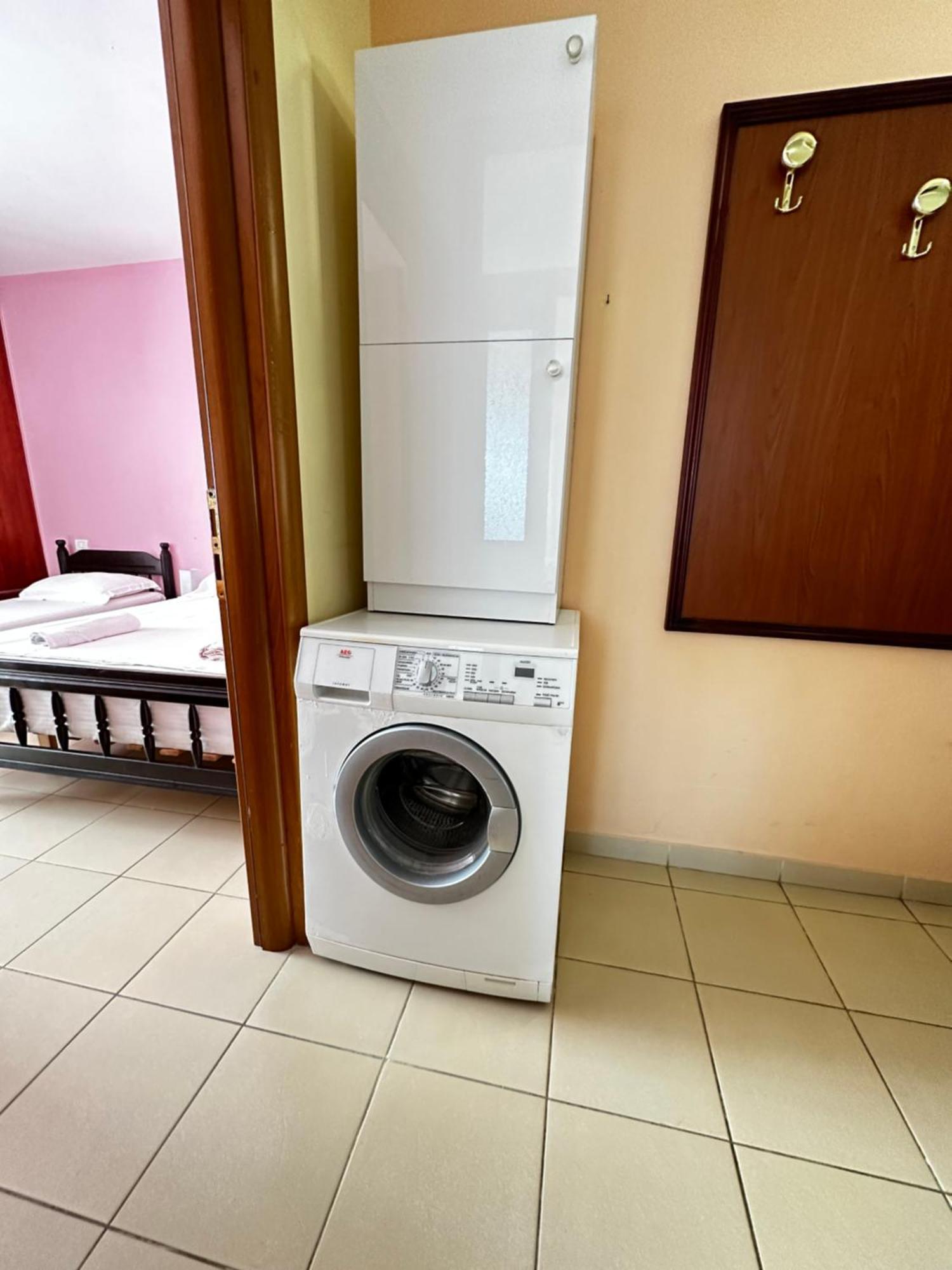 Romance Holiday Garden Inn Durrës Eksteriør billede