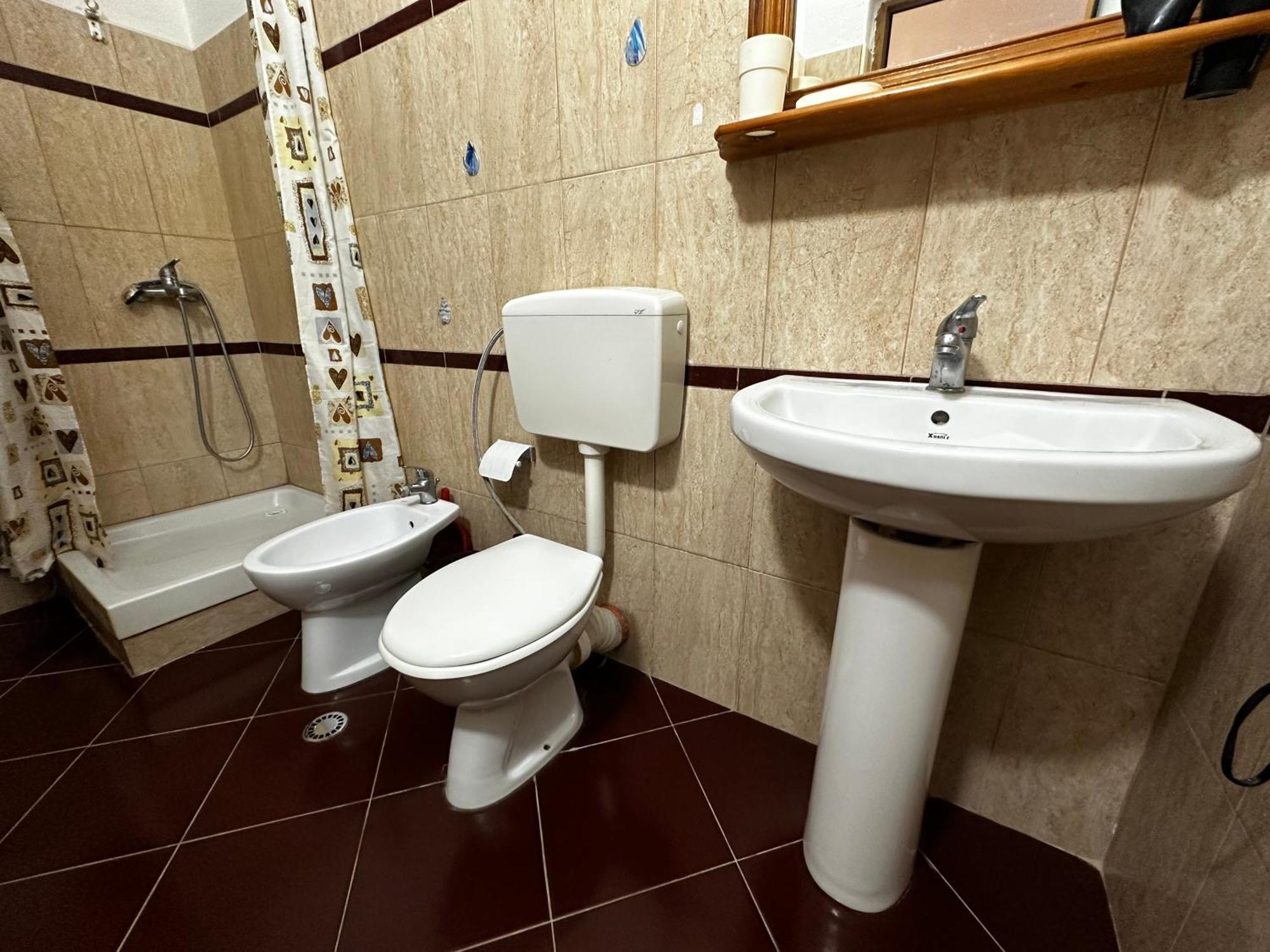 Romance Holiday Garden Inn Durrës Eksteriør billede