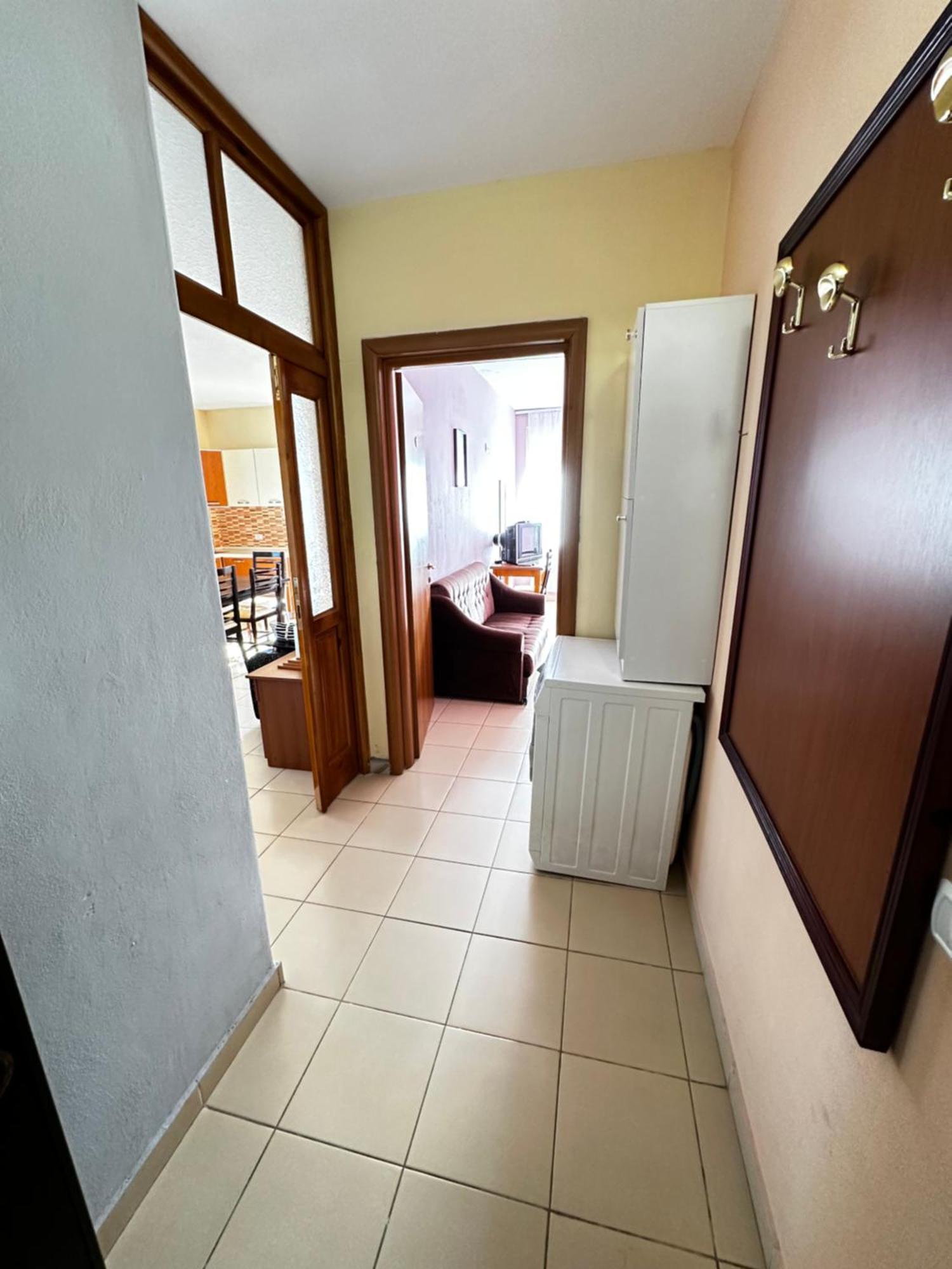 Romance Holiday Garden Inn Durrës Eksteriør billede