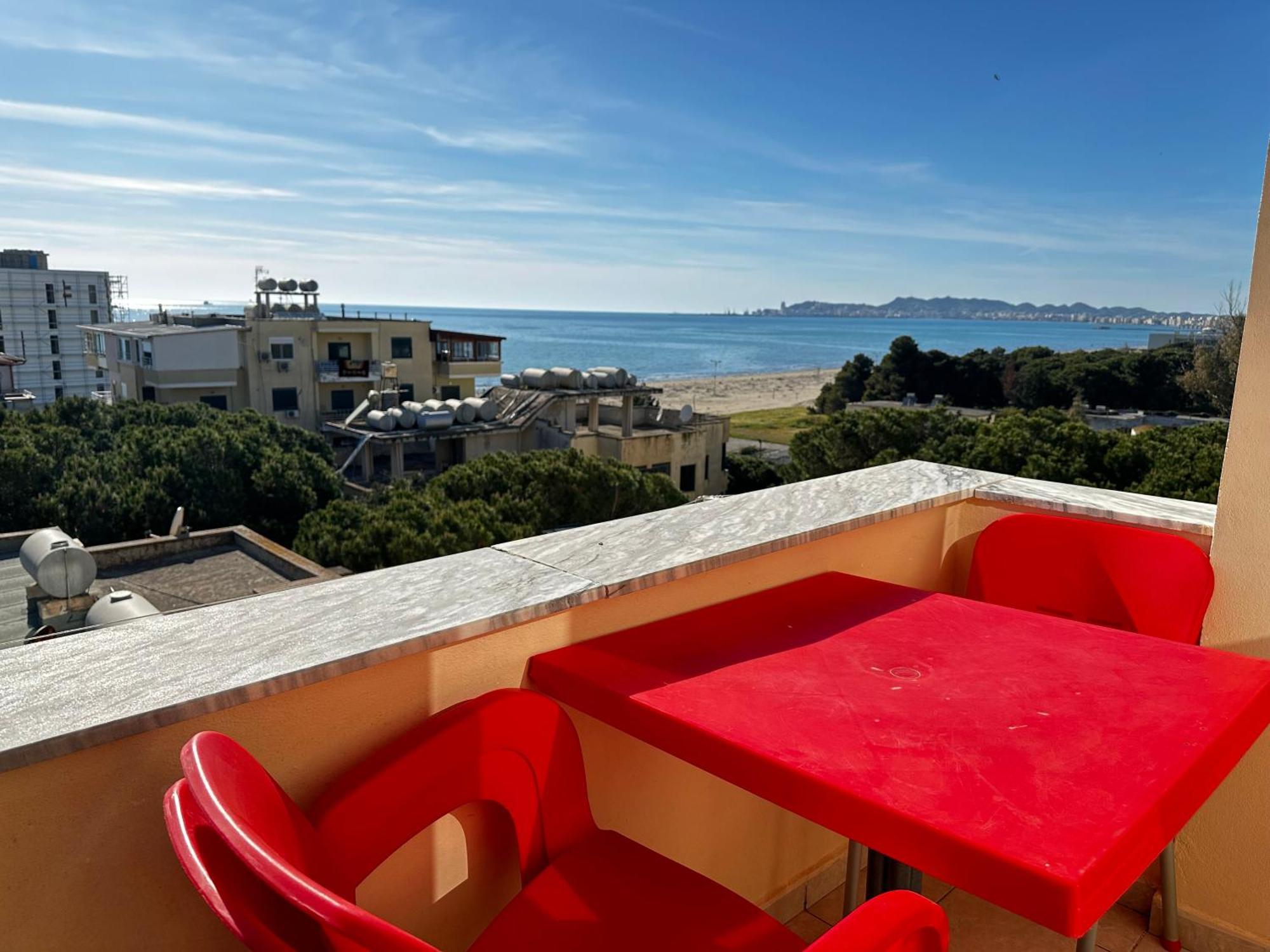 Romance Holiday Garden Inn Durrës Eksteriør billede